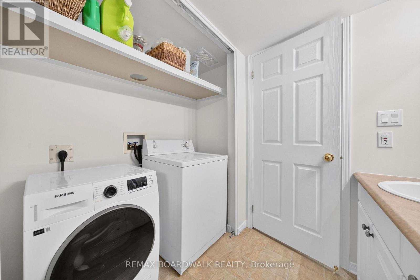 363 LEVIS AVENUE - Image 31