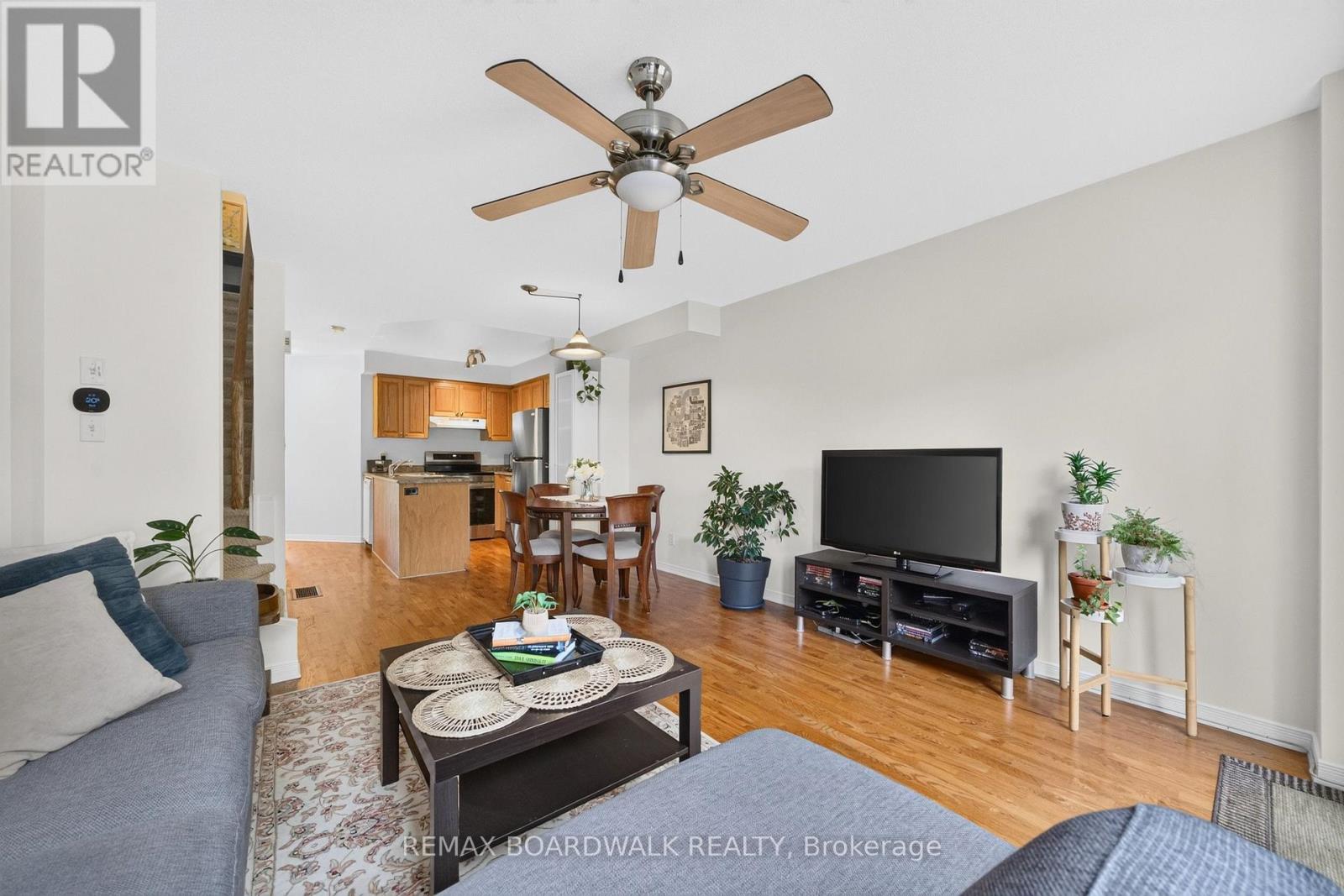 363 LEVIS AVENUE, Ottawa — photo 9