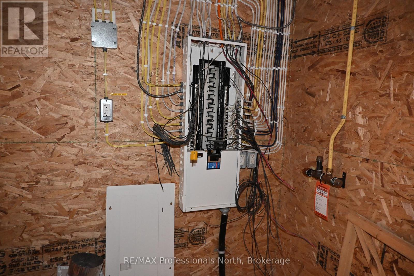 121 LOON LAKE ROAD - Image 38
