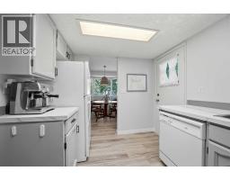 13 Spruce Drive, Lacombe, AB T4L1V2 Photo 10
