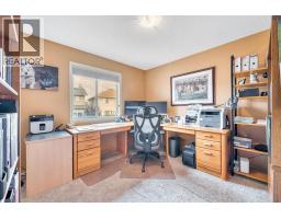 151 New Brighton Mews Se, Calgary, AB T2Z4G8 Photo 25