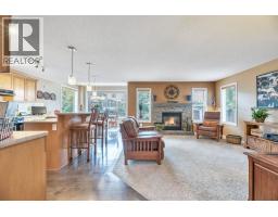 Living room - 151 New Brighton Mews Se, Calgary, AB T2Z4G8 Photo 6