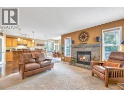 4pc Bathroom - 151 New Brighton Mews Se, Calgary, AB T2Z4G8 Photo 8