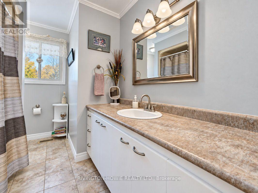 125 SNELGROVE DRIVE - Image 23