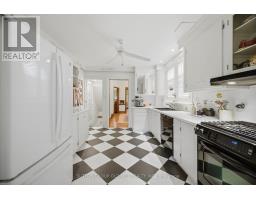 111 Palmerston Avenue, Toronto, ON M6J2J2 Photo 10