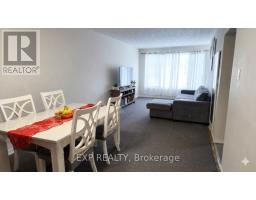 Kitchen - 23 Chapman Avenue, Toronto, ON M4B1C3 Photo 6