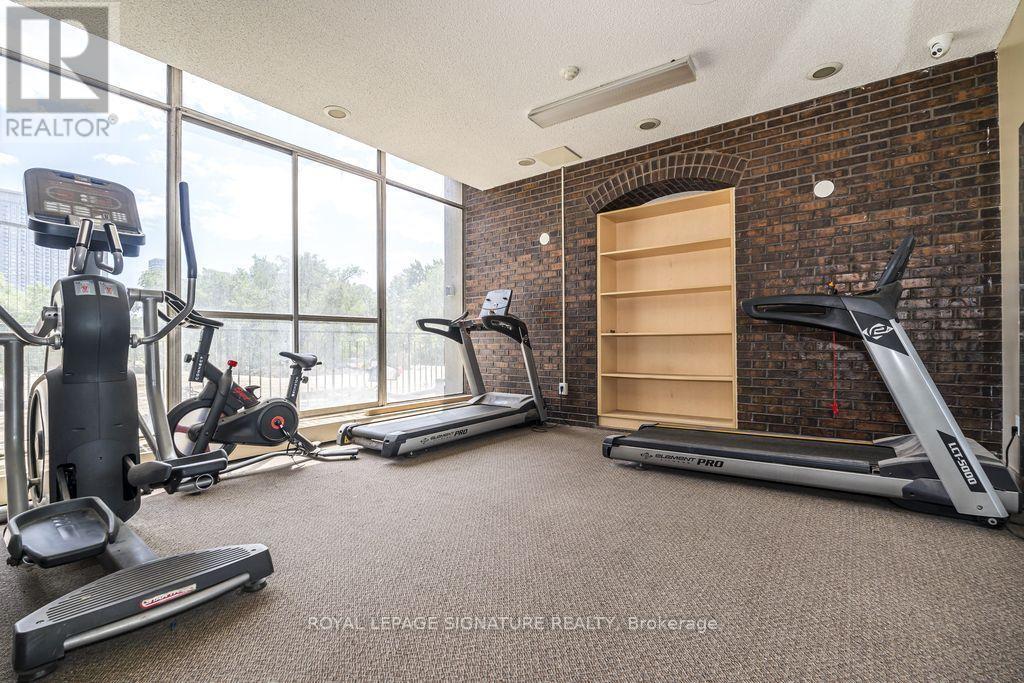 4091 Sheppard Avenue East — photo 27