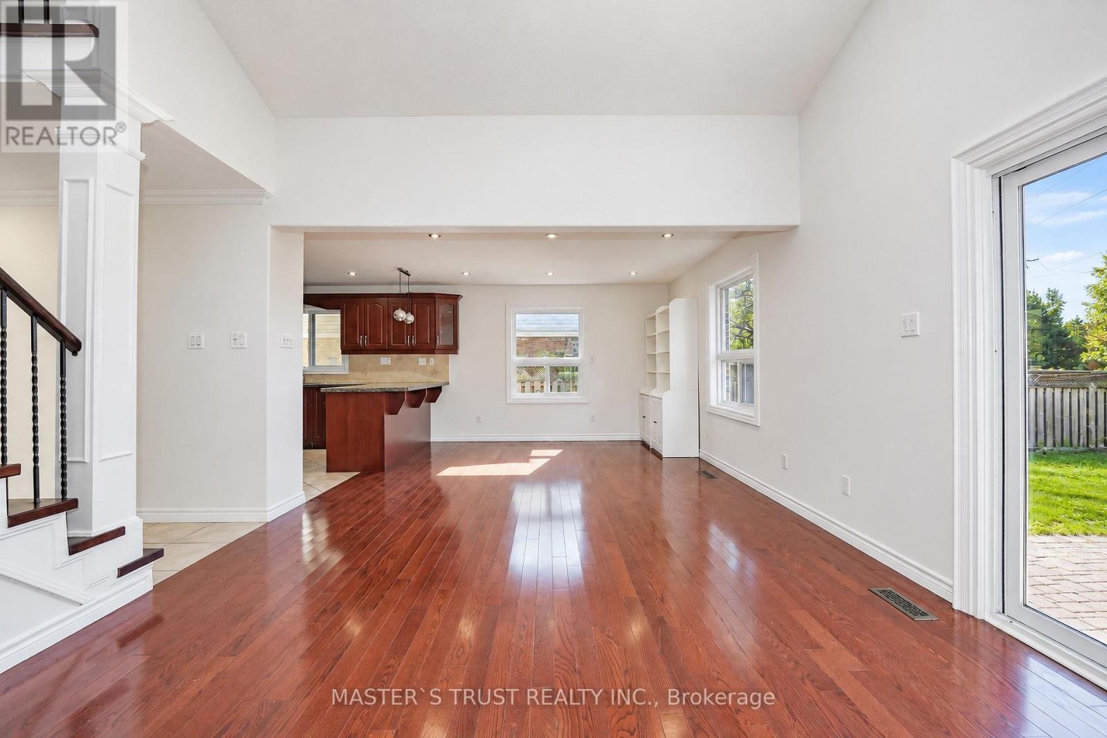 3 LONGBOW SQUARE, Toronto (Steeles) — photo 9