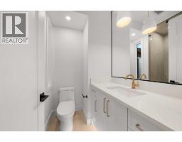 5104 21 Avenue NW - photo 18