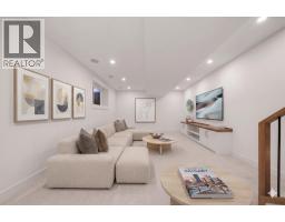 5104 21 Avenue NW - photo 5