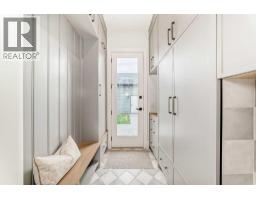 2034 52 Avenue SW - photo 16