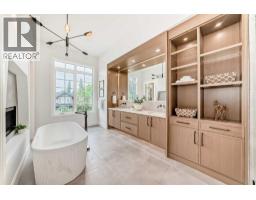 2034 52 Avenue SW - photo 33