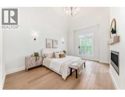 2034 52 Avenue SW - photo 30