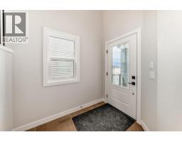 4 Heritage Mews, Cochrane, AB T4C2J8 Photo 32