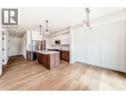 Primary Bedroom - 4 Heritage Mews, Cochrane, AB T4C2J8 Photo 9