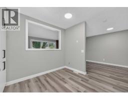 723 55 Avenue SW - photo 22