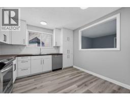 723 55 Avenue SW - photo 16