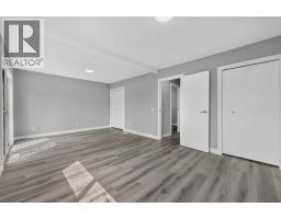 723 55 Avenue SW - photo 35