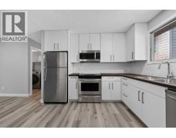 723 55 Avenue SW - photo 19