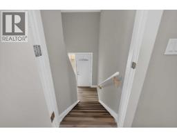 723 55 Avenue SW - photo 36