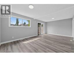 723 55 Avenue SW - photo 34