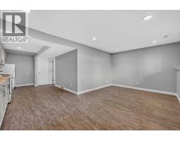 723 55 Avenue SW - photo 40