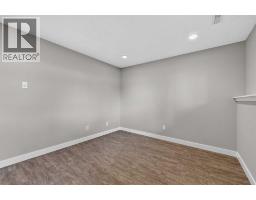 723 55 Avenue SW - photo 42