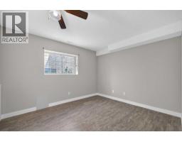 723 55 Avenue SW - photo 45