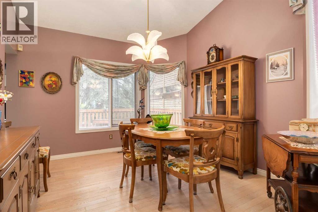 660 Coach Grove Road SW - 23