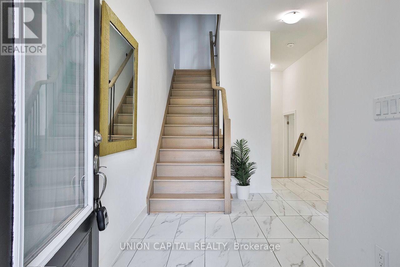 9 ARTHUR WHITE LANE, Markham (Wismer) — photo 4