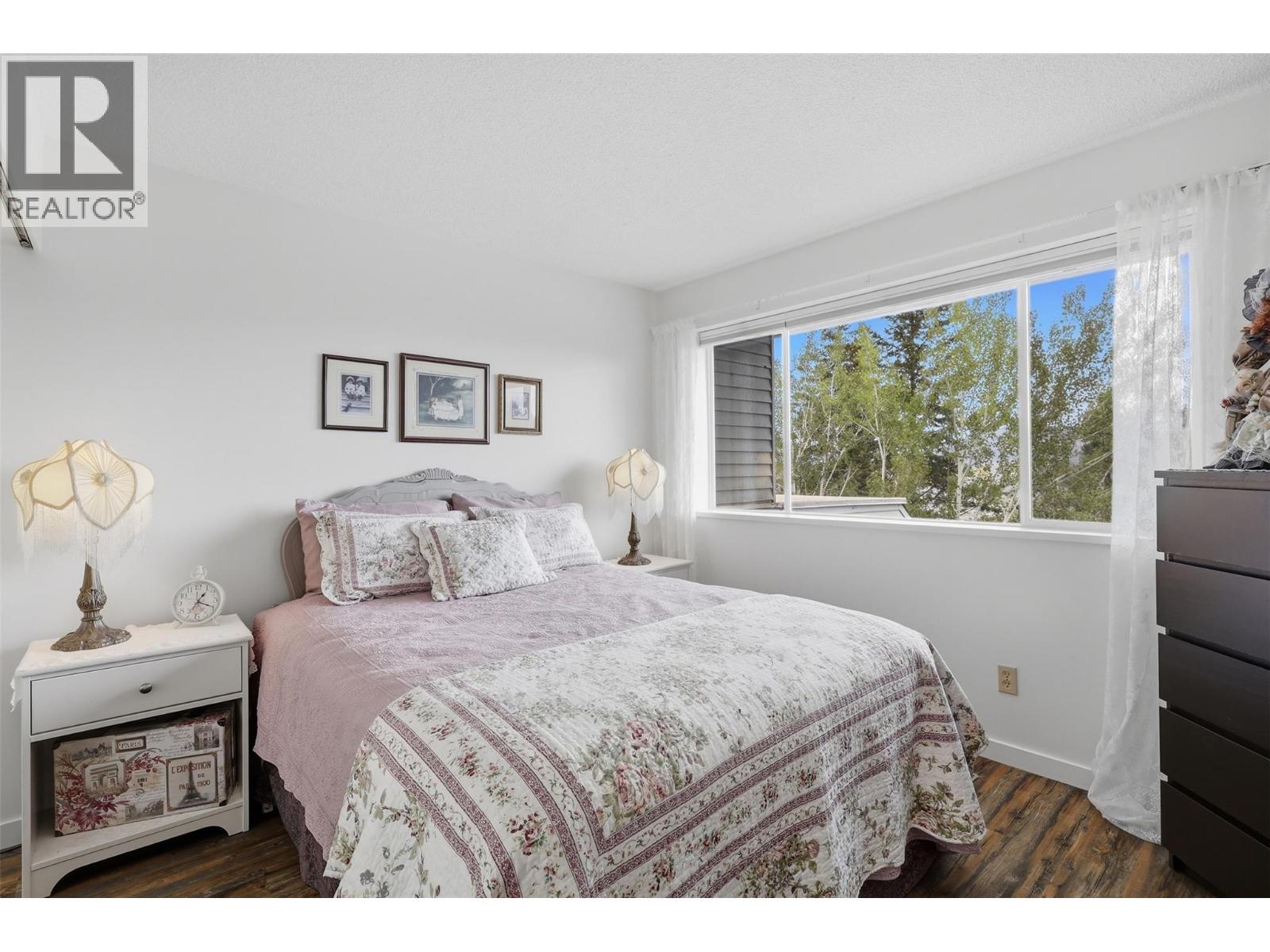 #11 1795 Summit Drive - Image 27