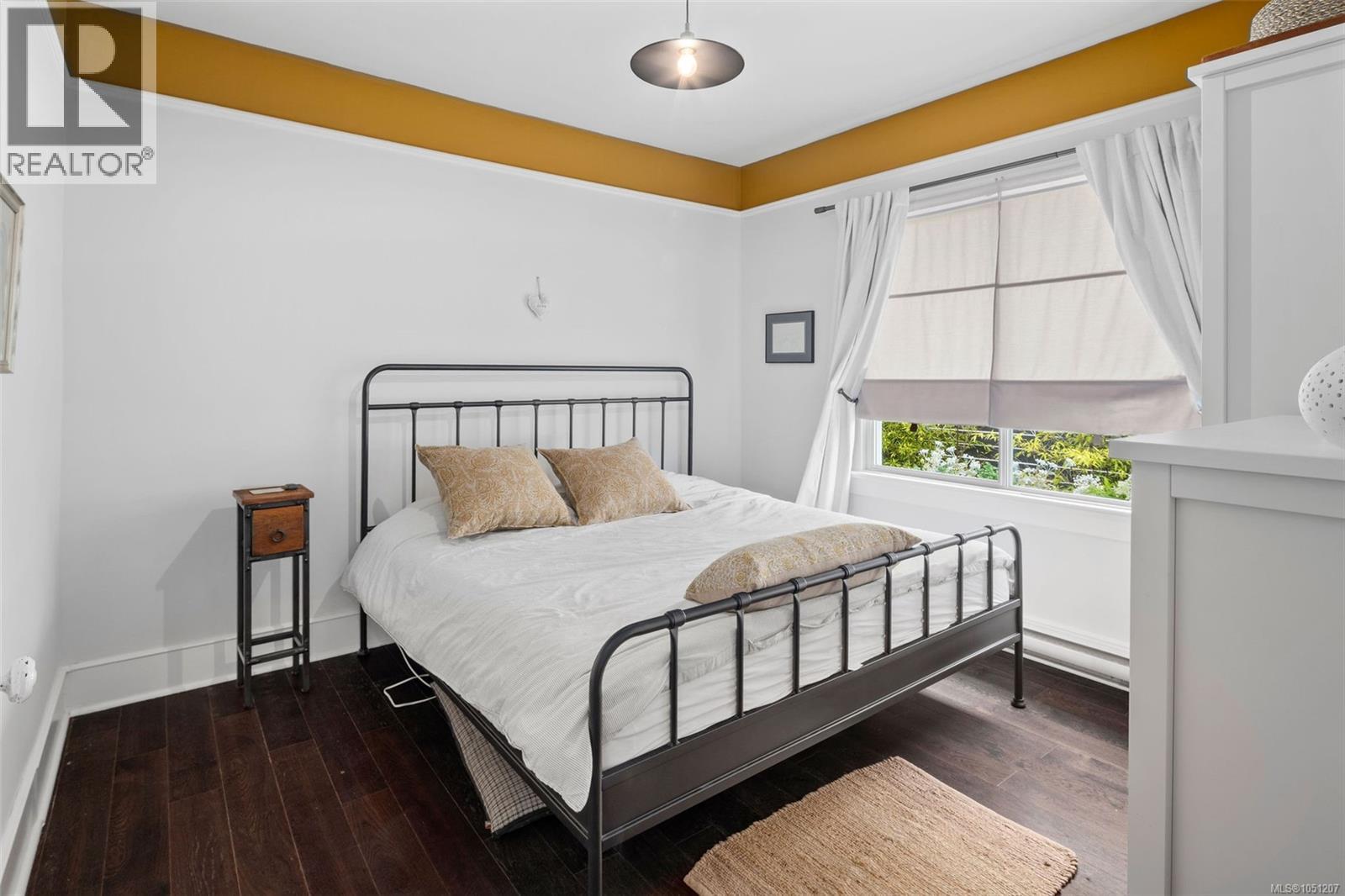 1618 Pinewood Ave - 41