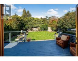 1618 Pinewood Ave, Victoria, BC V8S1K7 Photo 22