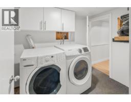 1618 Pinewood Ave, Victoria, BC V8S1K7 Photo 47