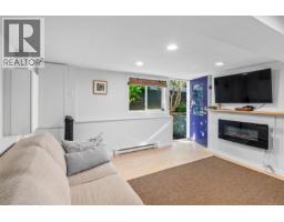 1618 Pinewood Ave, Victoria, BC V8S1K7 Photo 52