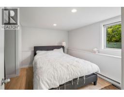 1618 Pinewood Ave, Victoria, BC V8S1K7 Photo 57