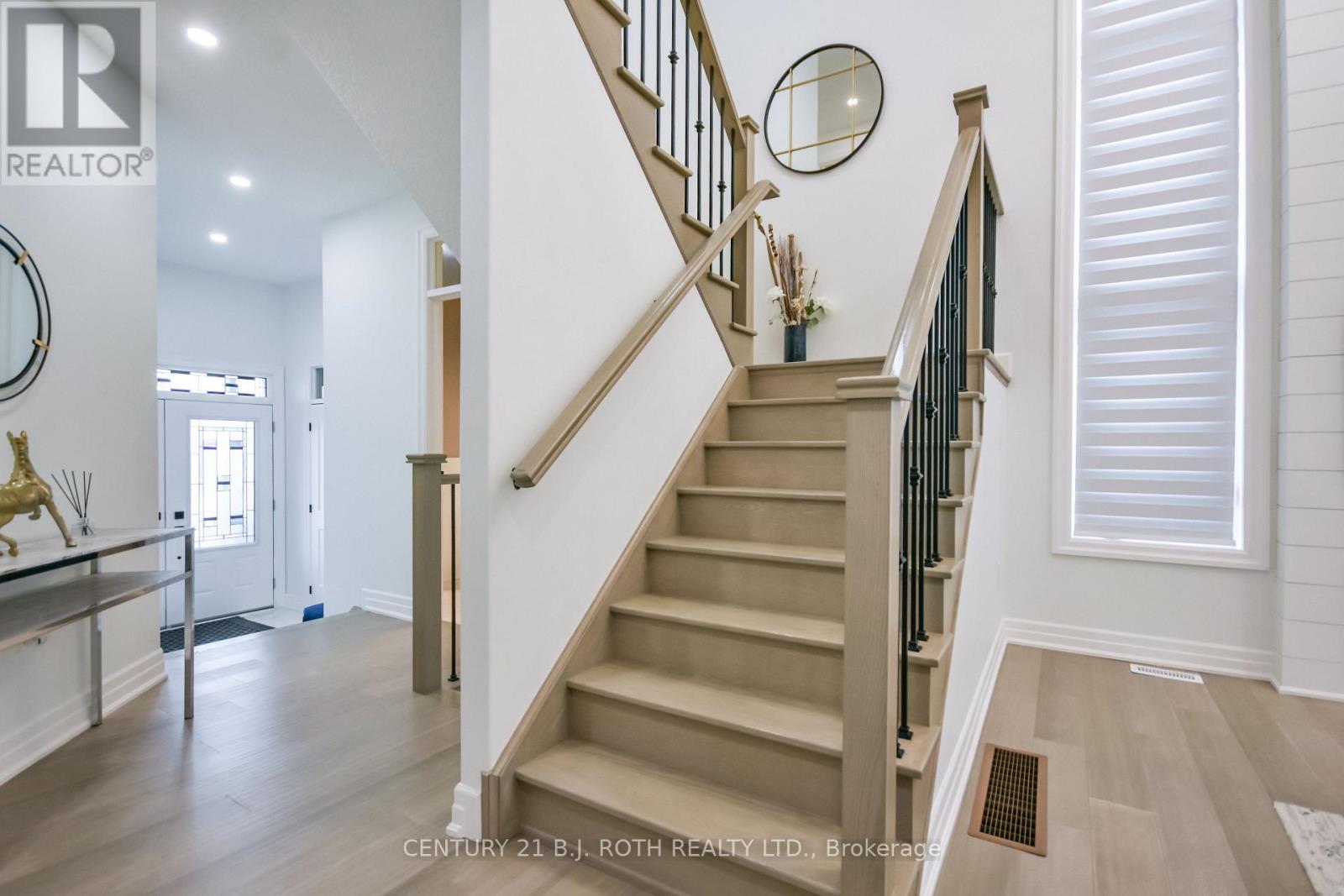 41 AUBURN COURT, Barrie (Ardagh) — photo 6