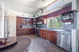 4pc Bathroom - 1022 Liss Road, St Andrews, MB R1A3M5 Photo 6