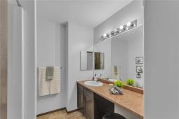 307 Brookfield Crescent, Winnipeg, MB R3Y1N3 Photo 24