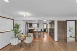 307 Brookfield Crescent, Winnipeg, MB R3Y1N3 Photo 7