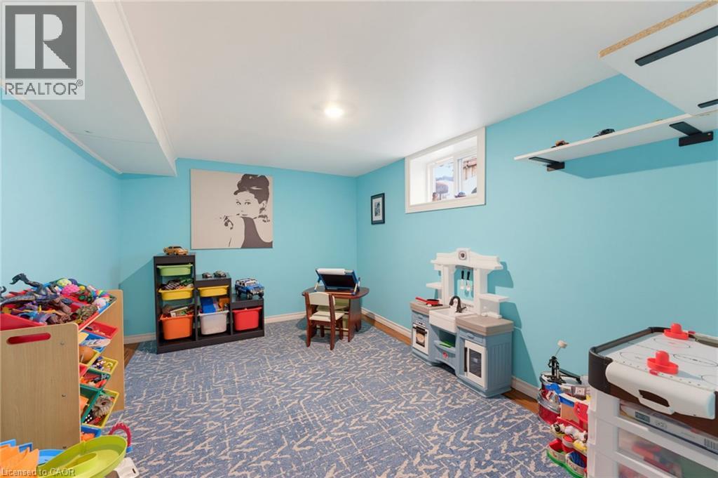 551 UPPER SHERMAN Avenue - Image 20