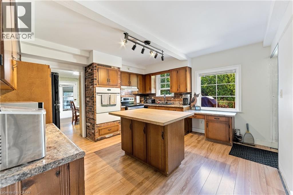 106 POTTRUFF Road S - Image 7