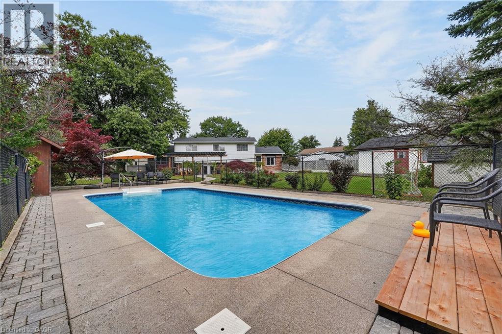 172 MORGAN Avenue - 3