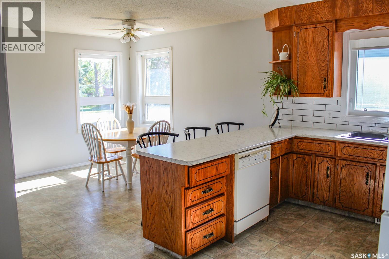 105 Lancaster STREET, Melfort — photo 12