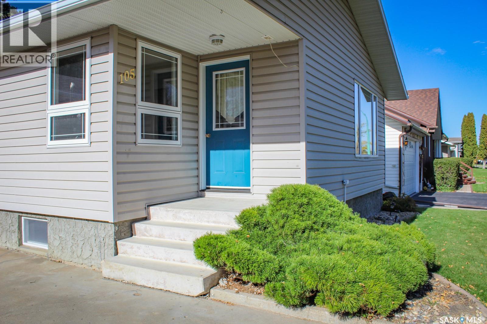 105 Lancaster STREET - 3