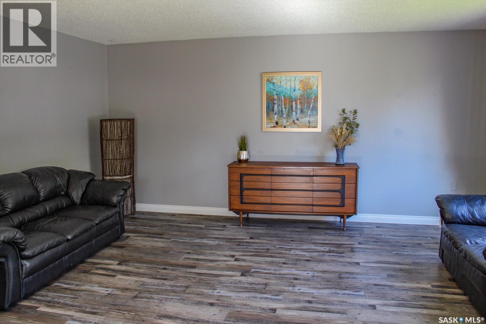 105 Lancaster STREET - 6
