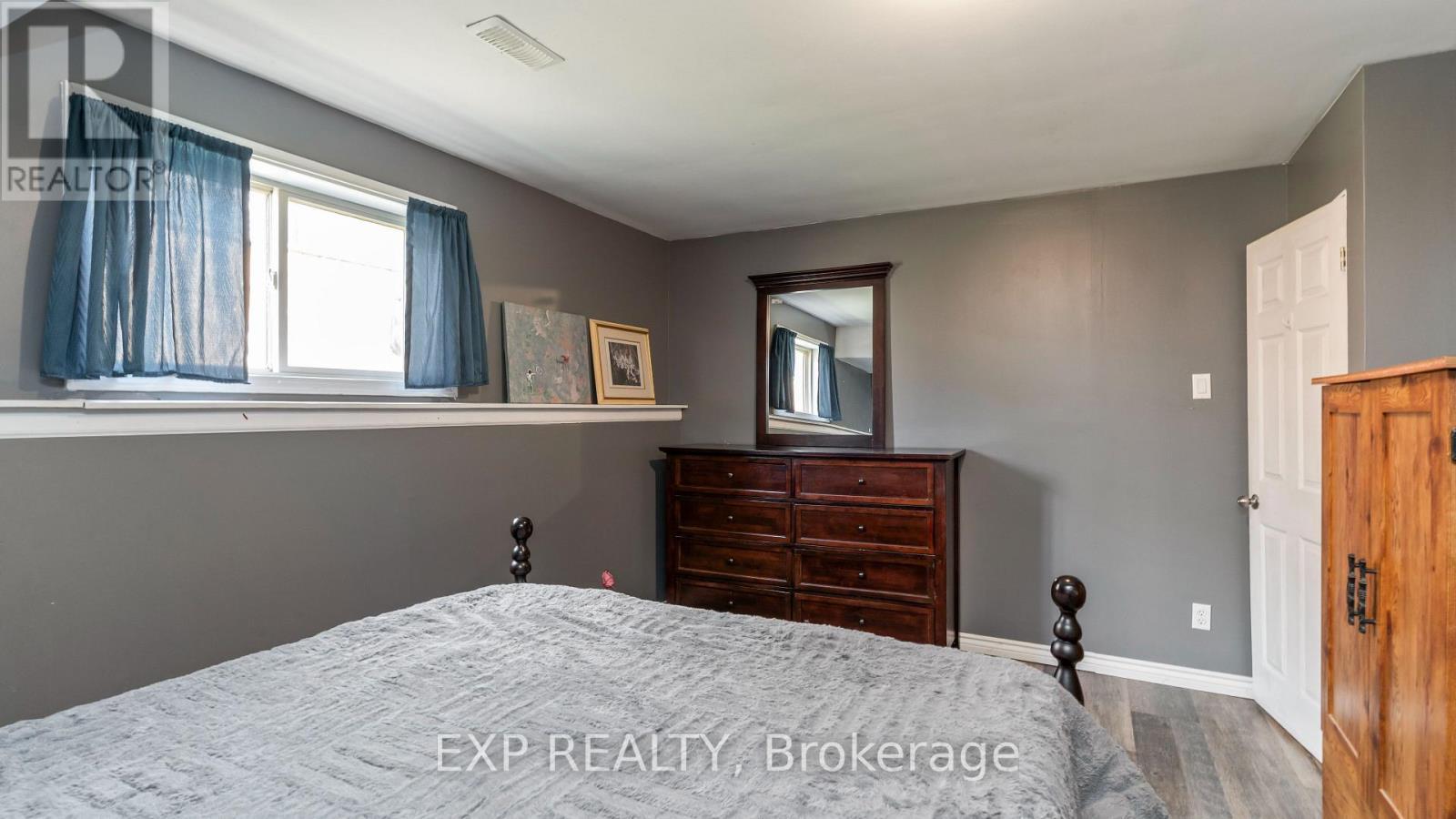 3137 RIVER STREET - Image 31