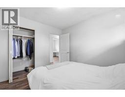 327 94 Avenue SE - photo 16