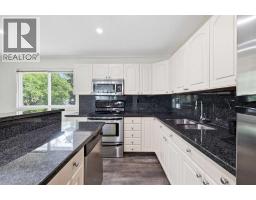 327 94 Avenue SE - photo 8