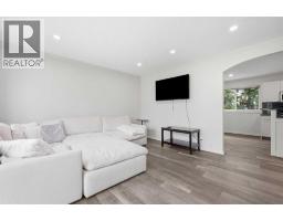 327 94 Avenue SE - photo 5